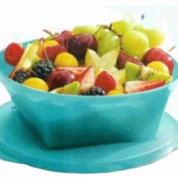 Tupperware  Microwave Reheatable Bowl Set of 2  Blue & Lemon Color - Picture 5 of 6